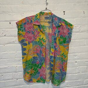 Vintage Boxy Button Down Hawaiian Nearly Sleeveless Top